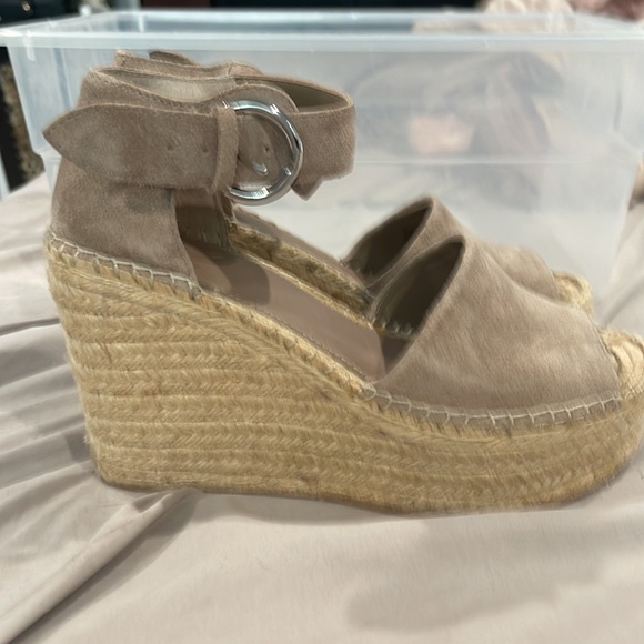 Marc Fisher platform sandals - Picture 5 of 6